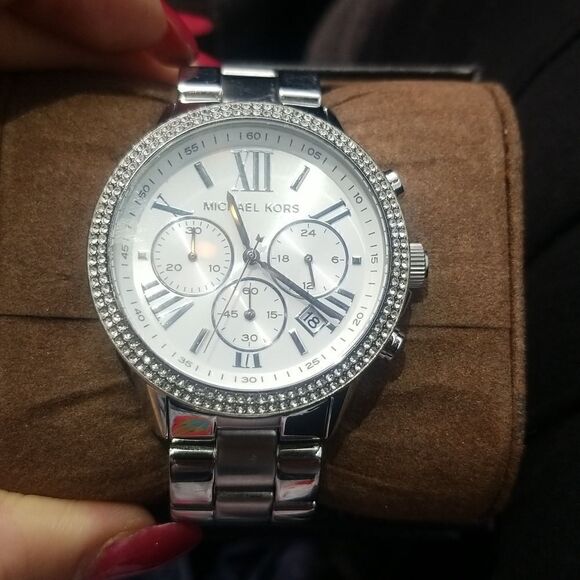 Michael Kors Stainless Steel Watch with box - Picture 6 of 11